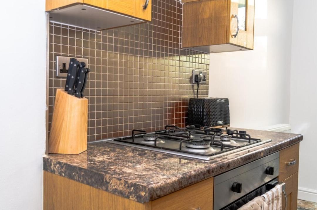 Вилла Charming York House- Walking Distance To Town Centre Экстерьер фото